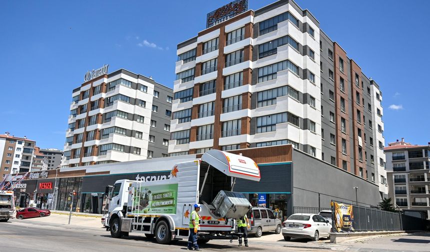 Altındağ'da çöp konteynerleri yaz mesaisinde