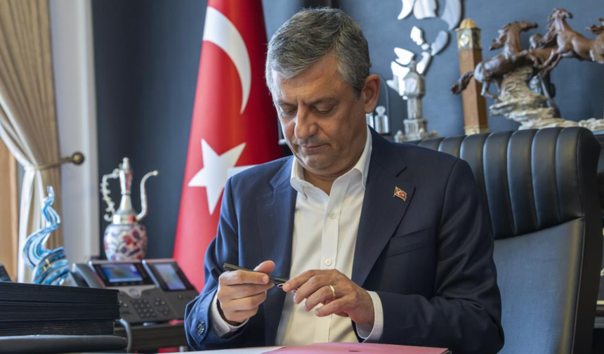 Özel, YENİ Parti’nin kuruluş belgesini paylaştı