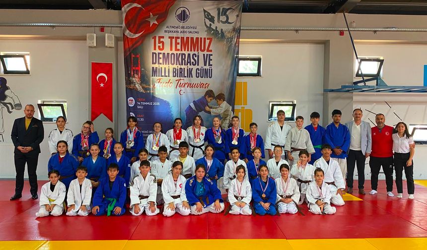 15 Temmuz Judo Turnuvası'nda Altındağ rüzgarı
