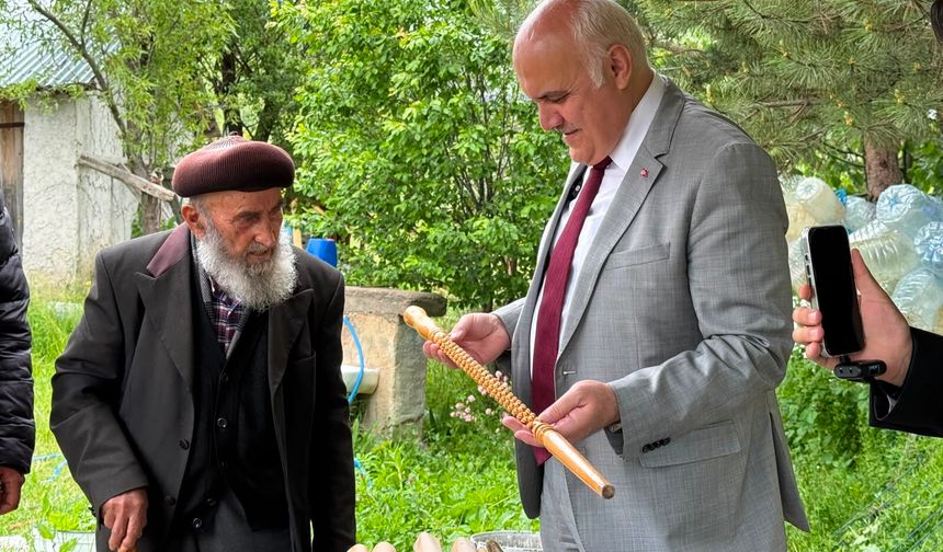 Kızılcahamam'da 93 yaşındaki usta ilham veriyor