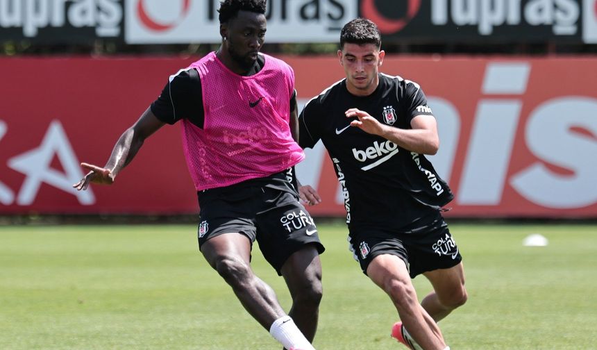Beşiktaş, Hradec Kralove mesaisine başladı