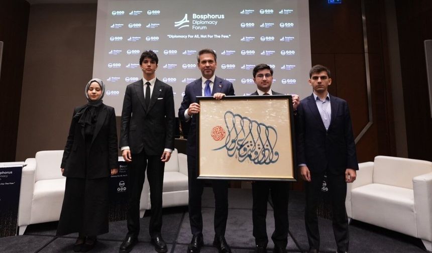 Bayraktar: Türkiye’nin hedefi enerjide tam bağımsızlık