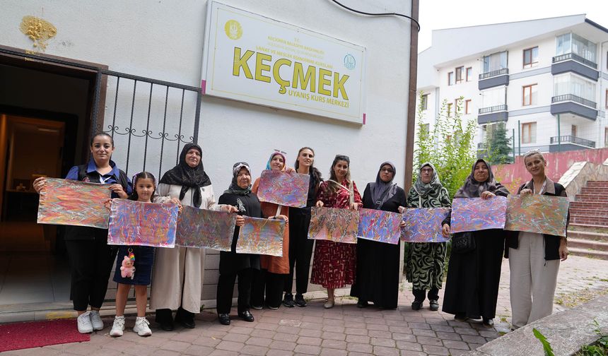 KEÇMEK’te şehit yakınları için ebru sanatı atölyesi düzenlendi