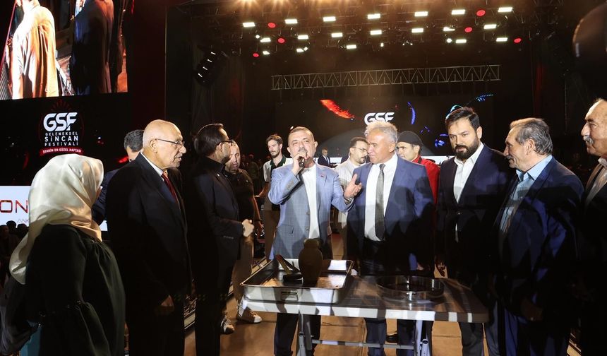 Mavi Gri, Sincan'da hayranlarıyla buluştu