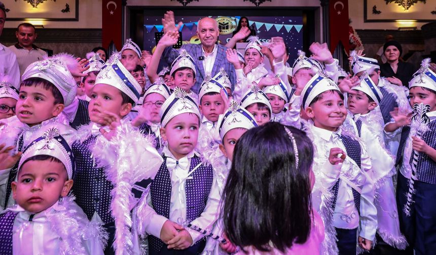 Yenimahalle’de çocuklar Sünnet Şöleni’nde buluştu