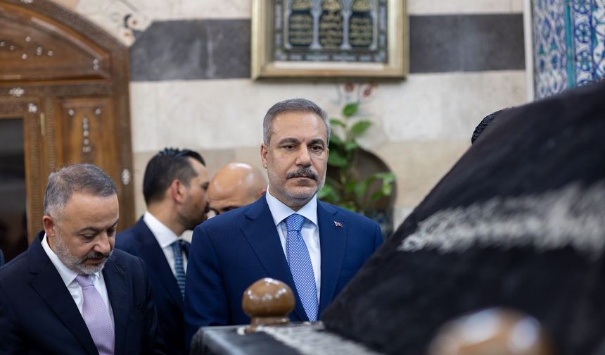 Bakan Fidan’dan birlik ve bütünlük vurgulu Suriye mesajı