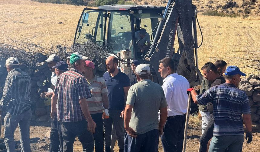 Ankara Güdül'de çiftlik yangını: 70 hayvan telef oldu