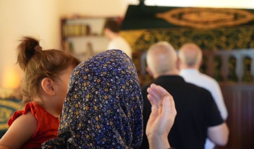 Ankara'daki Şeyh Ali Semerkandi Türbesi ziyaretçilerini ağırlıyor