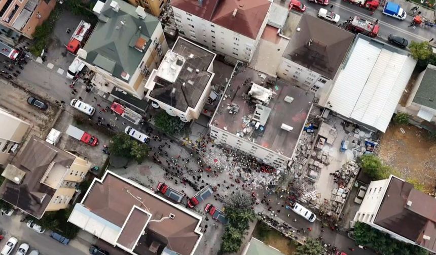 Maltepe’de 7 katlı bina çöktü: 6 kişi aranıyor