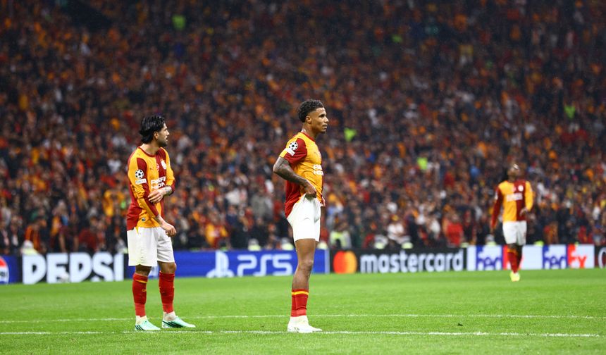 Galatasaray, Barcelona'ya 4-1 yenildi