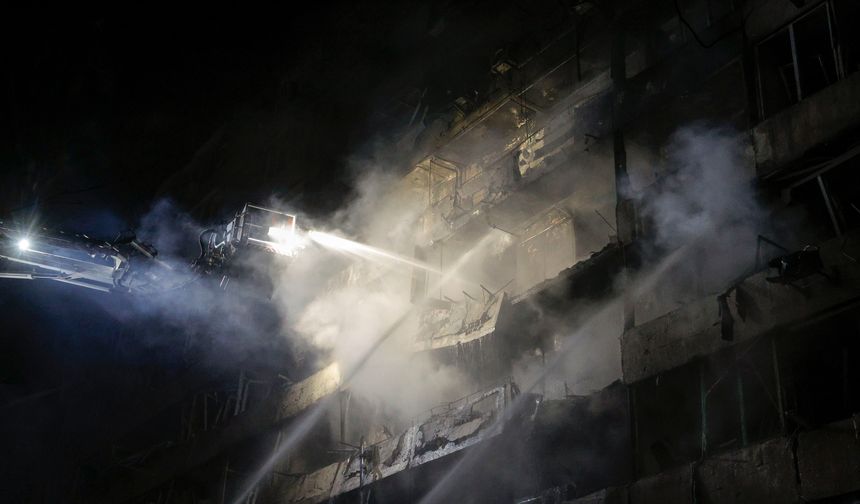 Rusya'dan Kiev'e füze saldırısı: 2 ölü, 21 yaralı