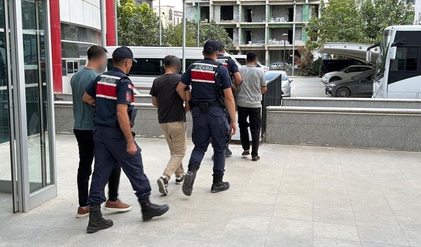 Adıyaman’daki operasyonda 5 şüpheli tutuklandı