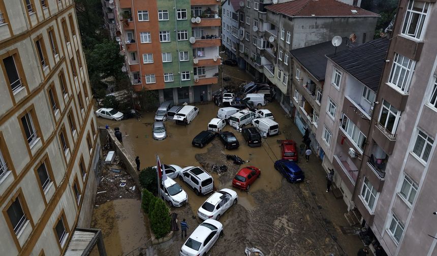 İstanbul'da sağanak sonrası ağır tablo!