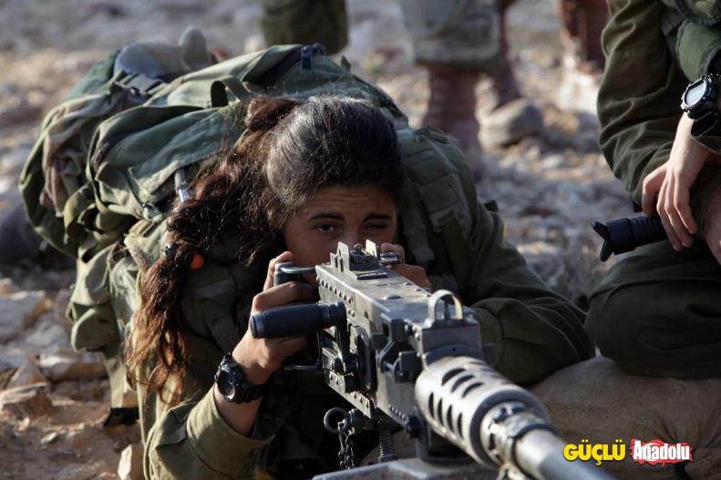 israil kadın asker2
