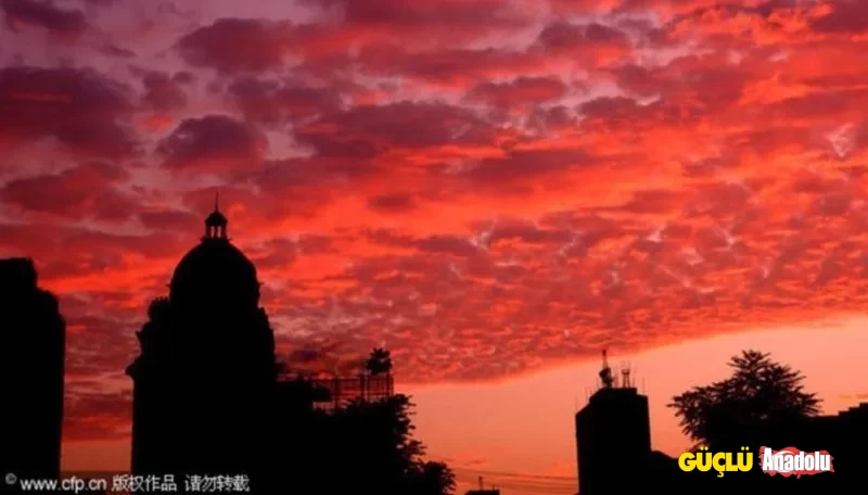 kırmızı gökyüzü 2