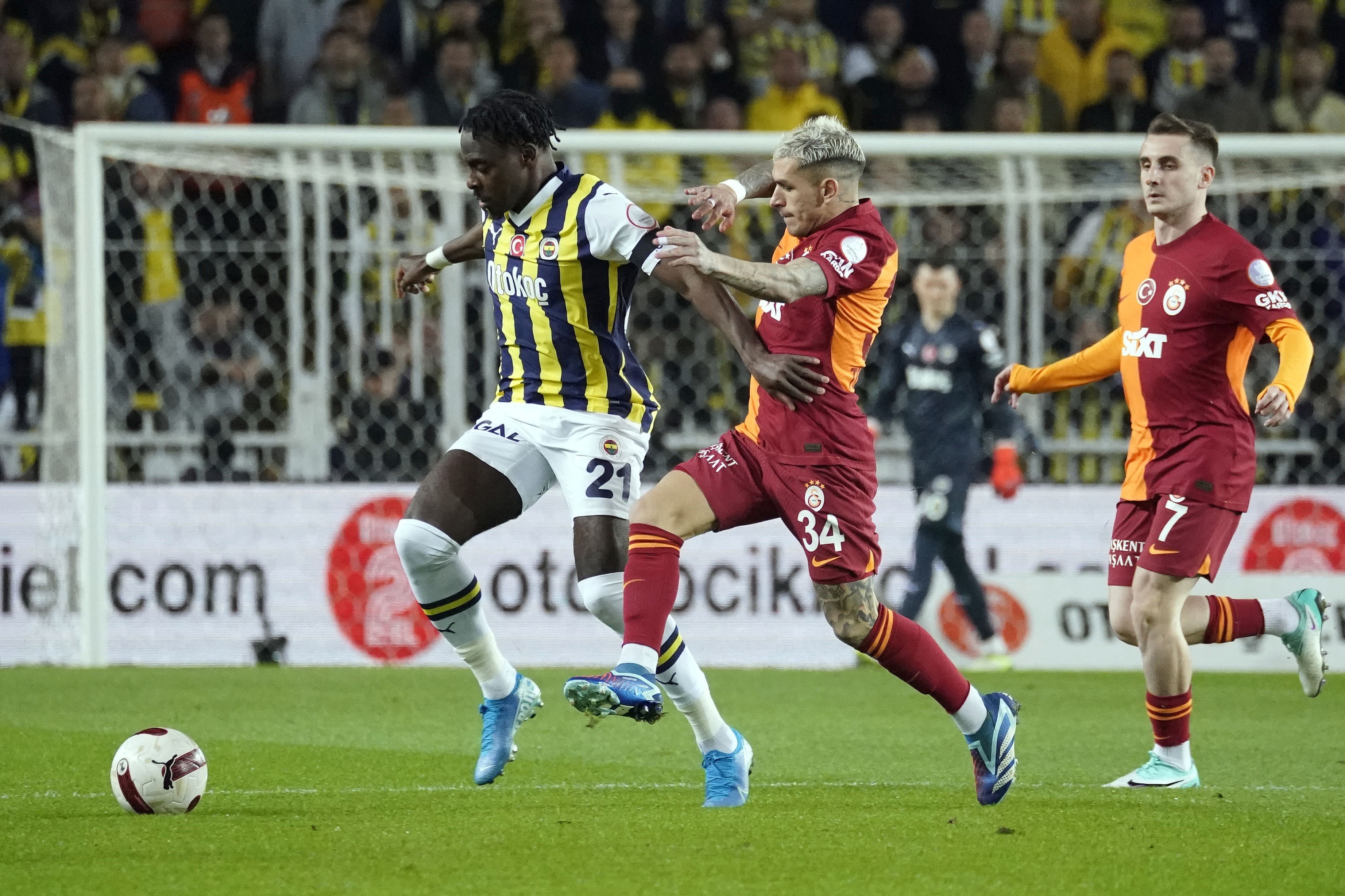 Galatasaray, Fenebahçe Derbi
