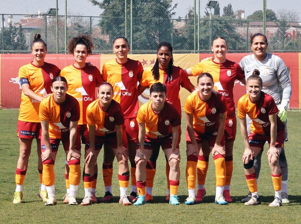 Galatasaray Kadın Futbol Takım 1