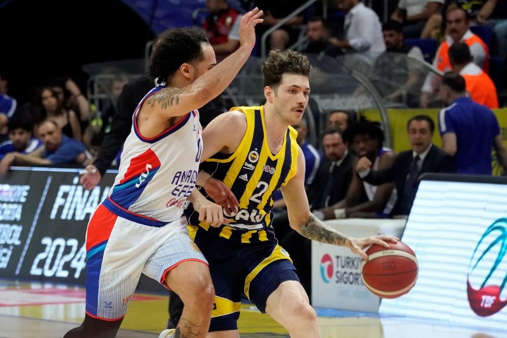 Fenerbahçe Beko Anadolu Efes Maçı