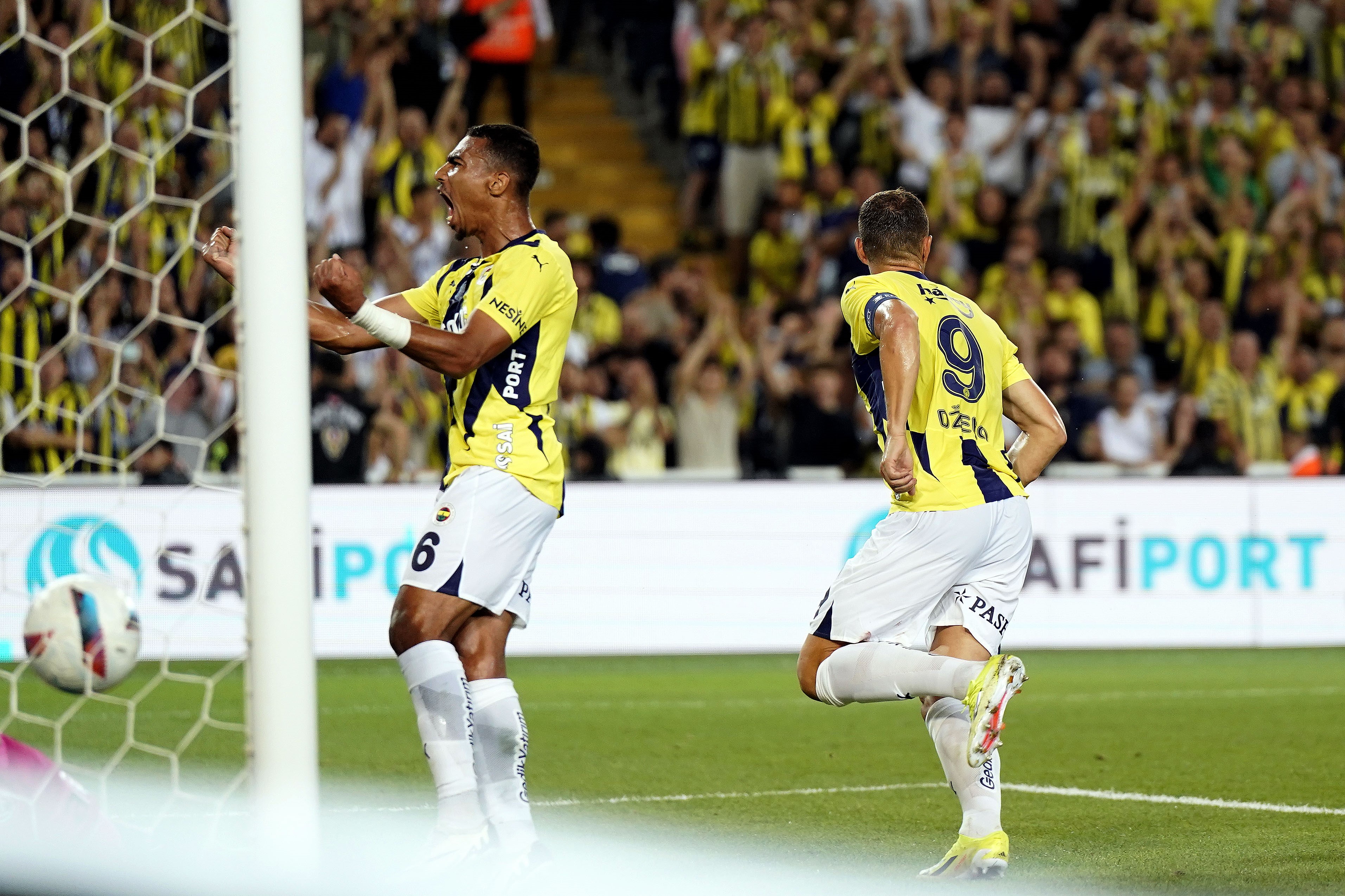 Fenerbahçe Lugano 10