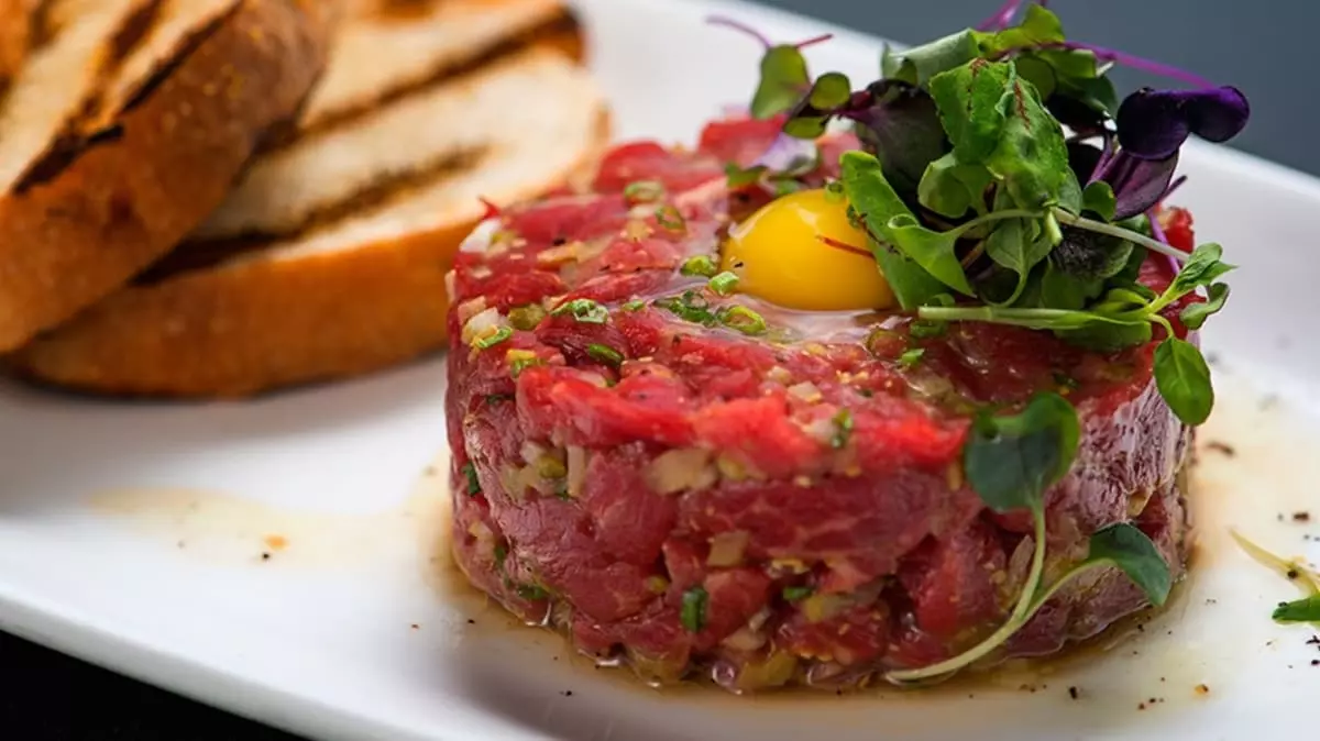 Steak Tartar (1)