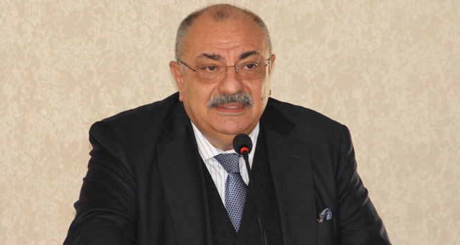 Tuğrul Türkeş (3)