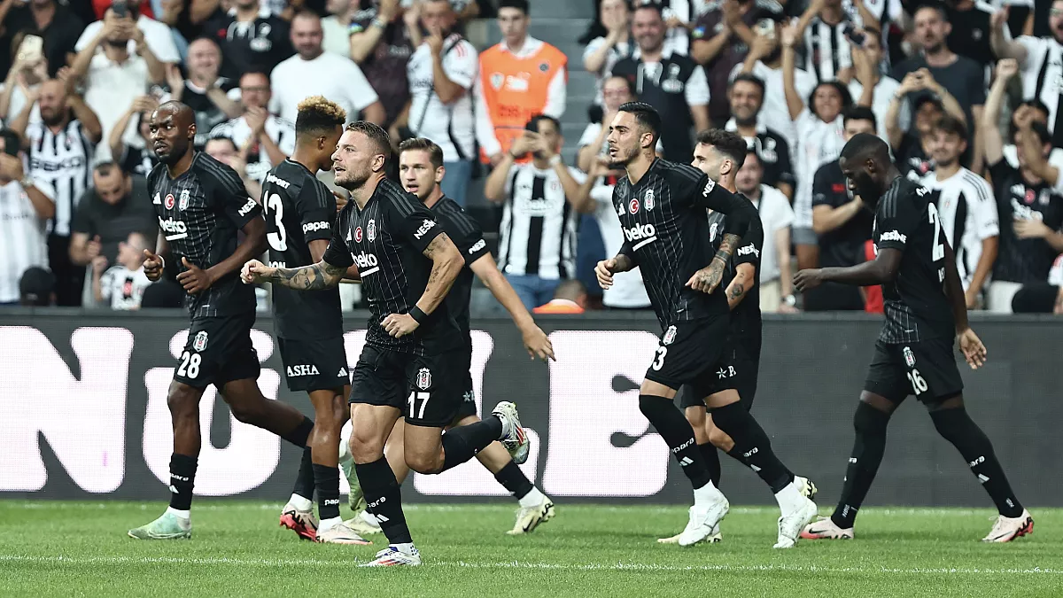 Beşiktaş Ilk 11