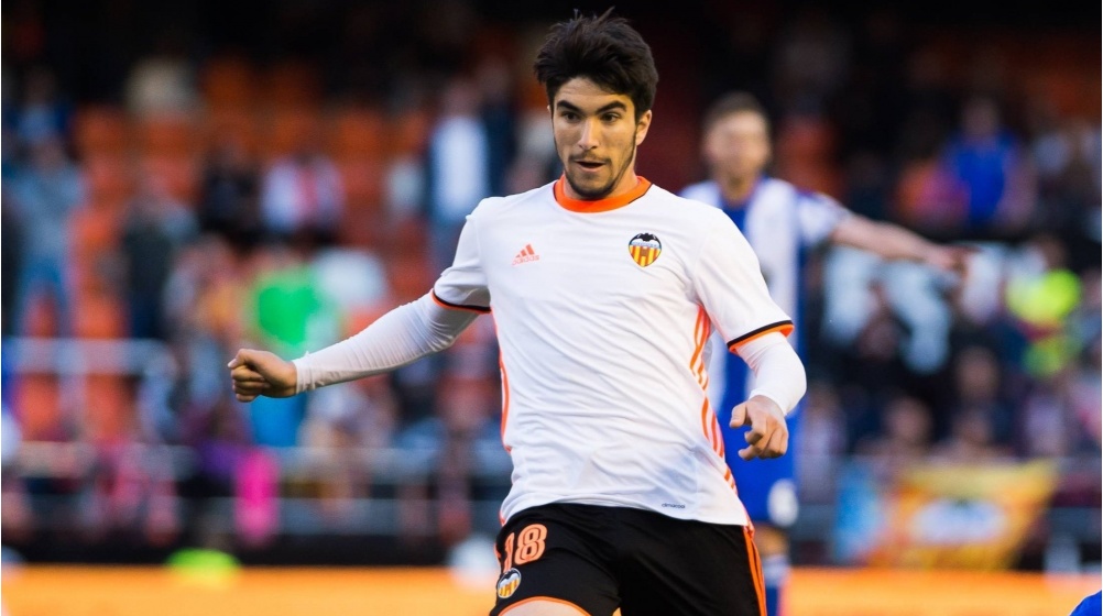 Carlos Soler.jpg22