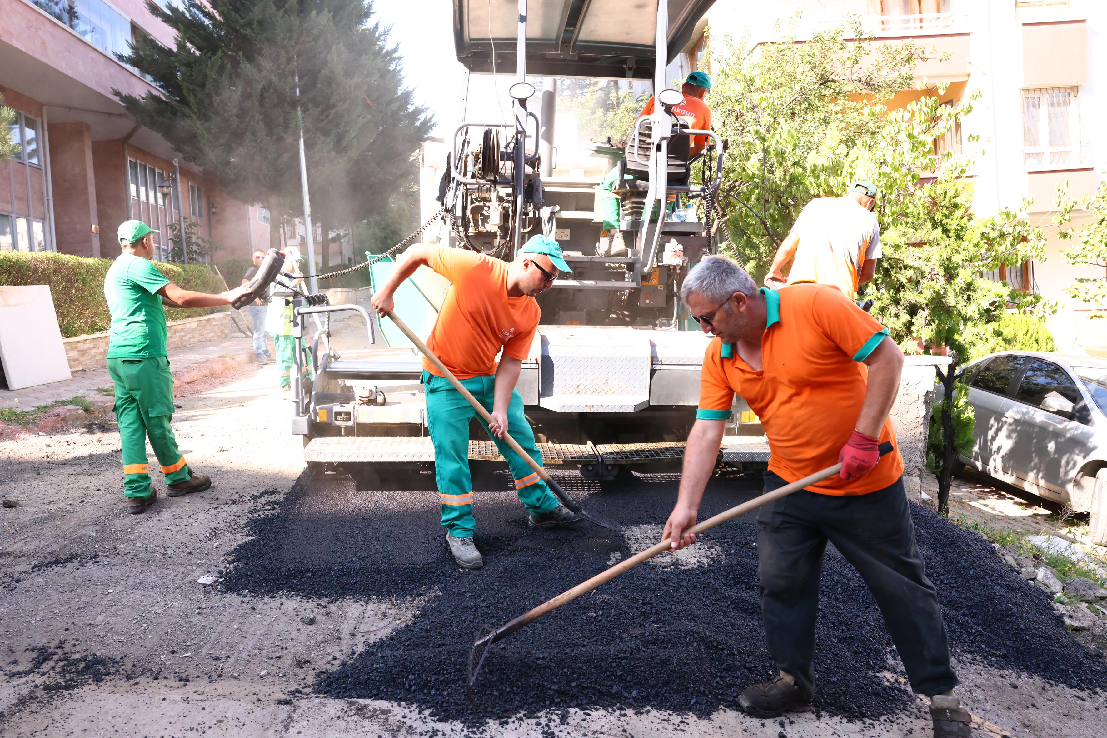 2024 09 10 Fen İşleri Tam Kaplama Asfalt Kıkkonaklar 351 Sokak (1)