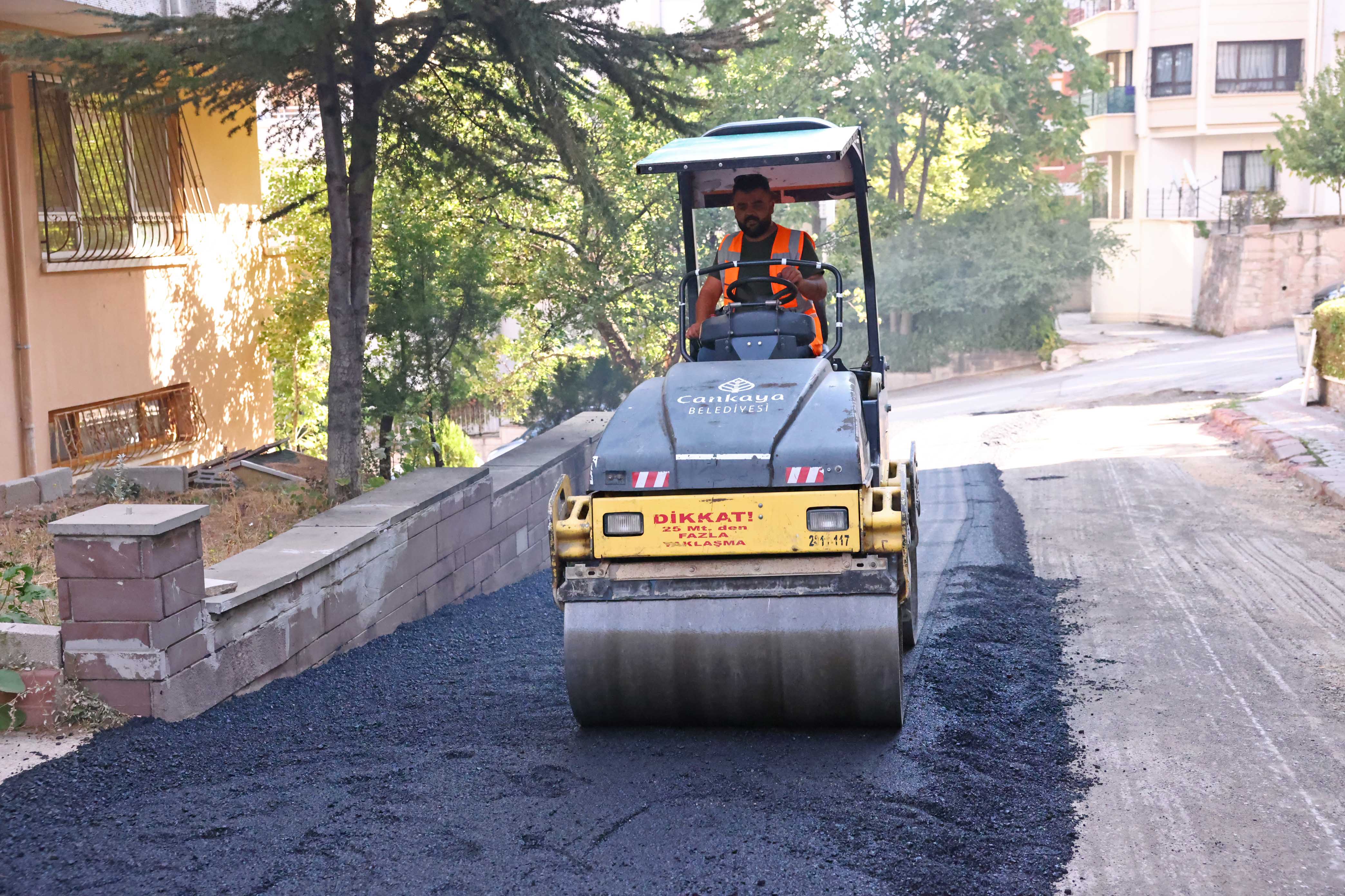 2024 09 10 Fen İşleri Tam Kaplama Asfalt Kıkkonaklar 351 Sokak (4)