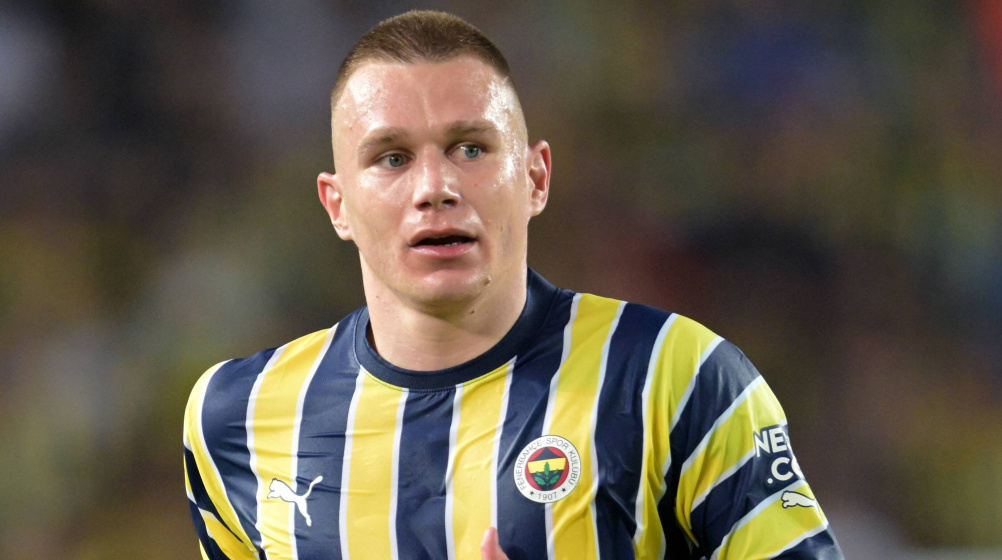 Attila Szalai Fenerbahce 2022 23 1681902277 105734