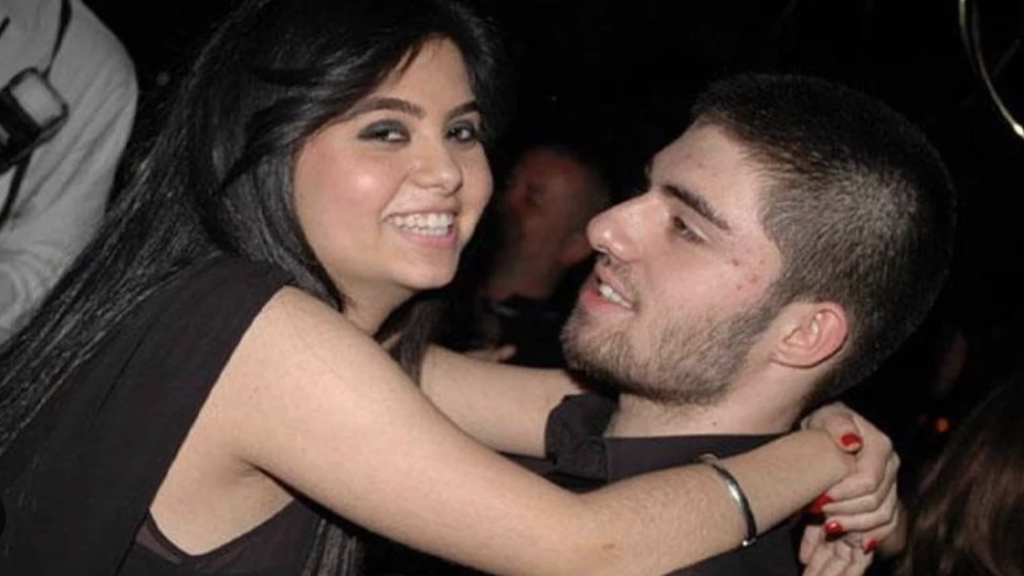 Mayasız Ayin Münevver Karabulut