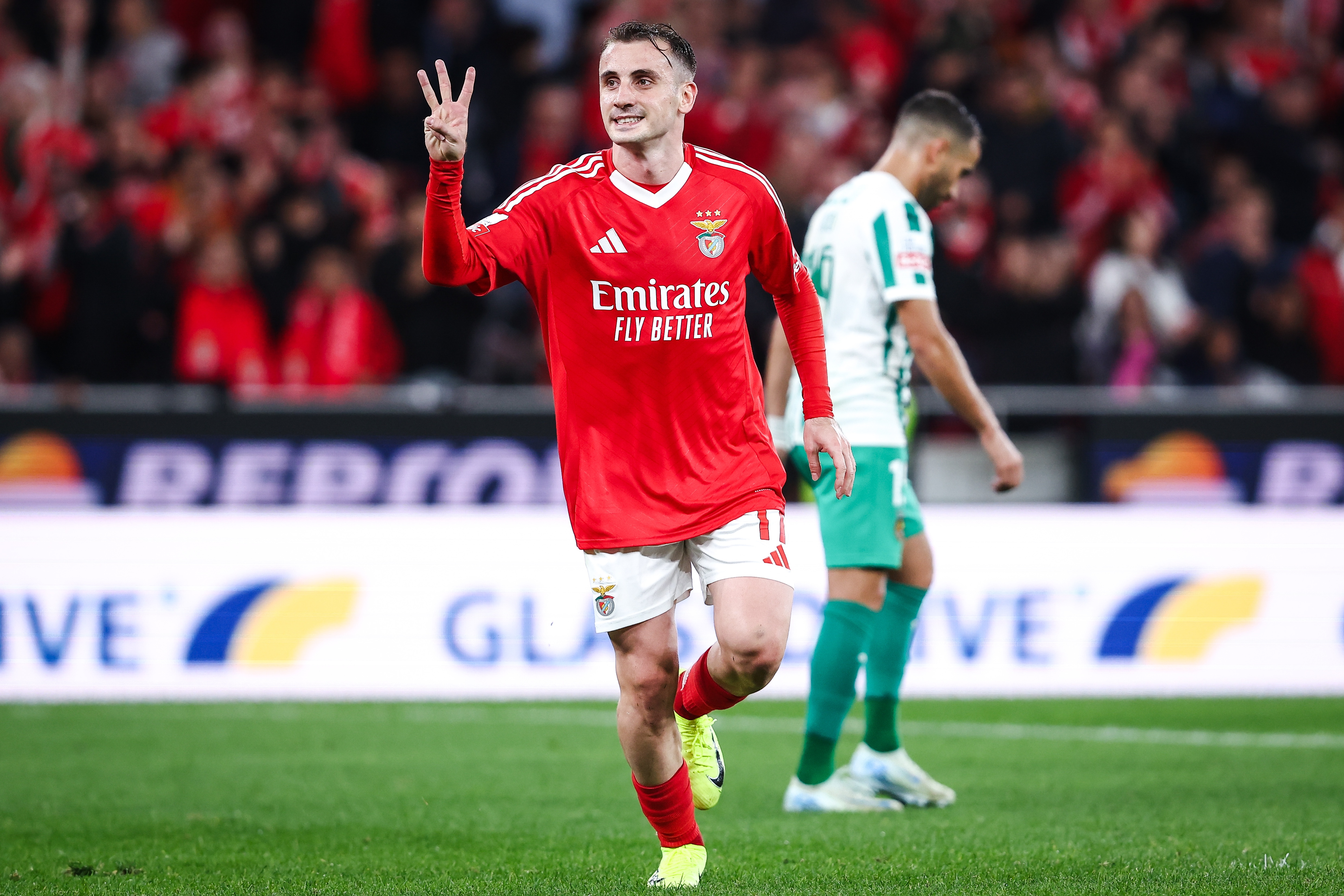 Benfica Kerem Aktürkoğlu 5