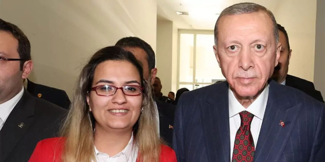 Betül Önderoğlu Kimdir