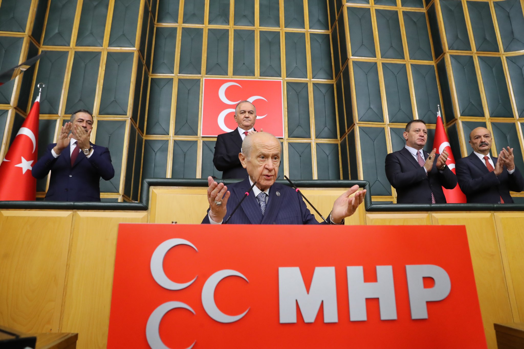 Devlet Bahçeli (4) (2)