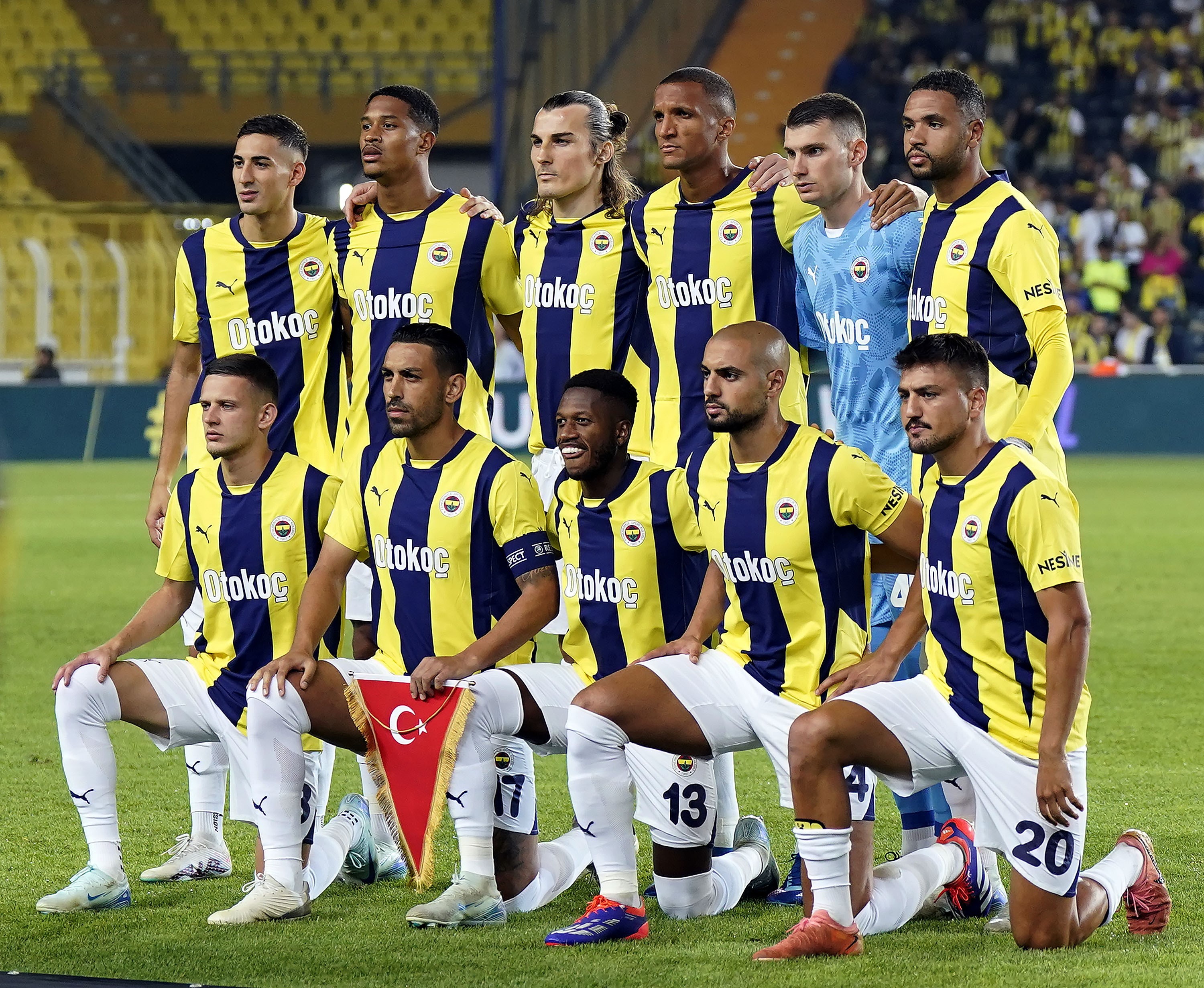 Fenerbahçe Takım Ilk 11 Futbolcular-1