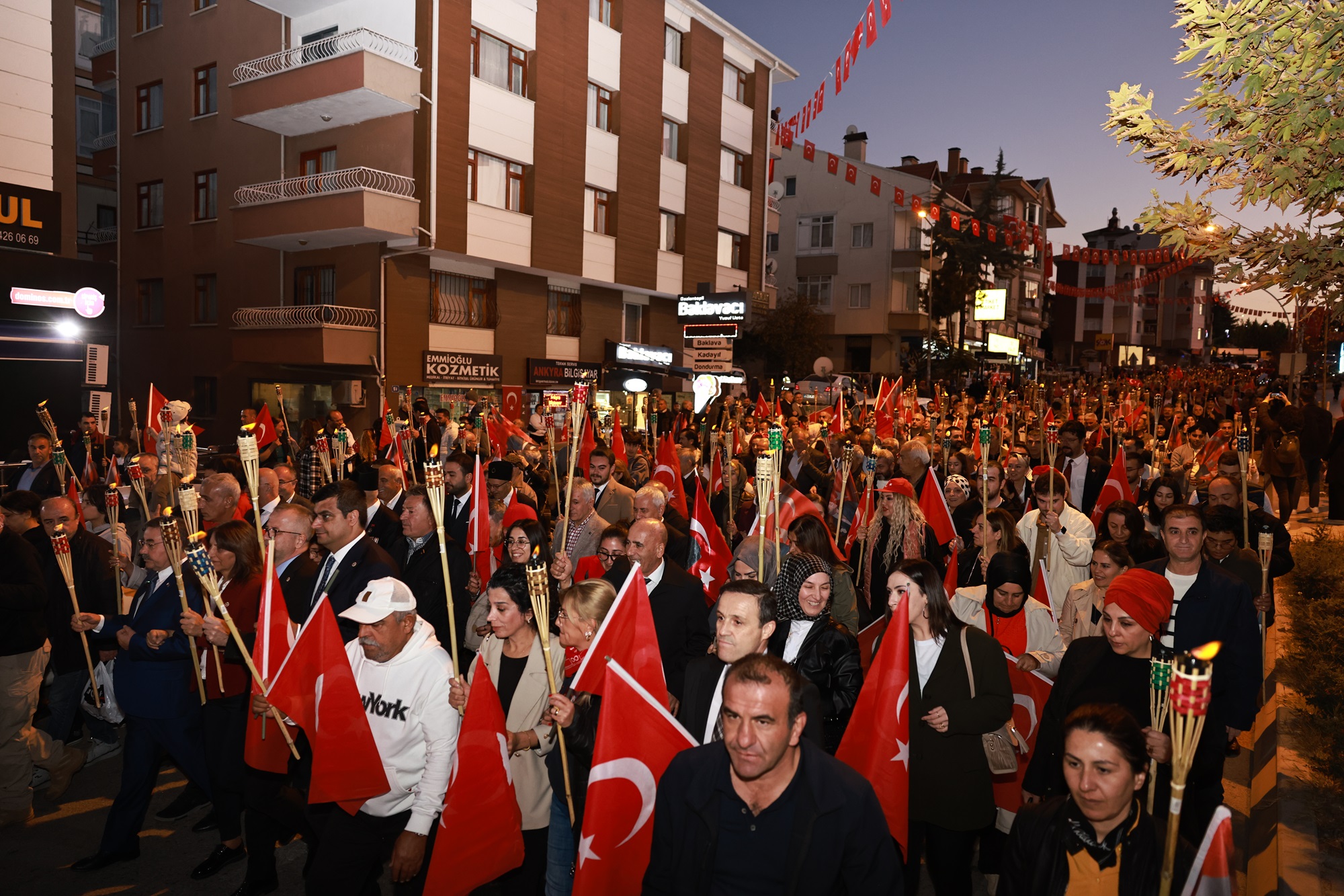 Gölbaşı’nda 29 Ekim Coşkuyla Kutlandı (1)