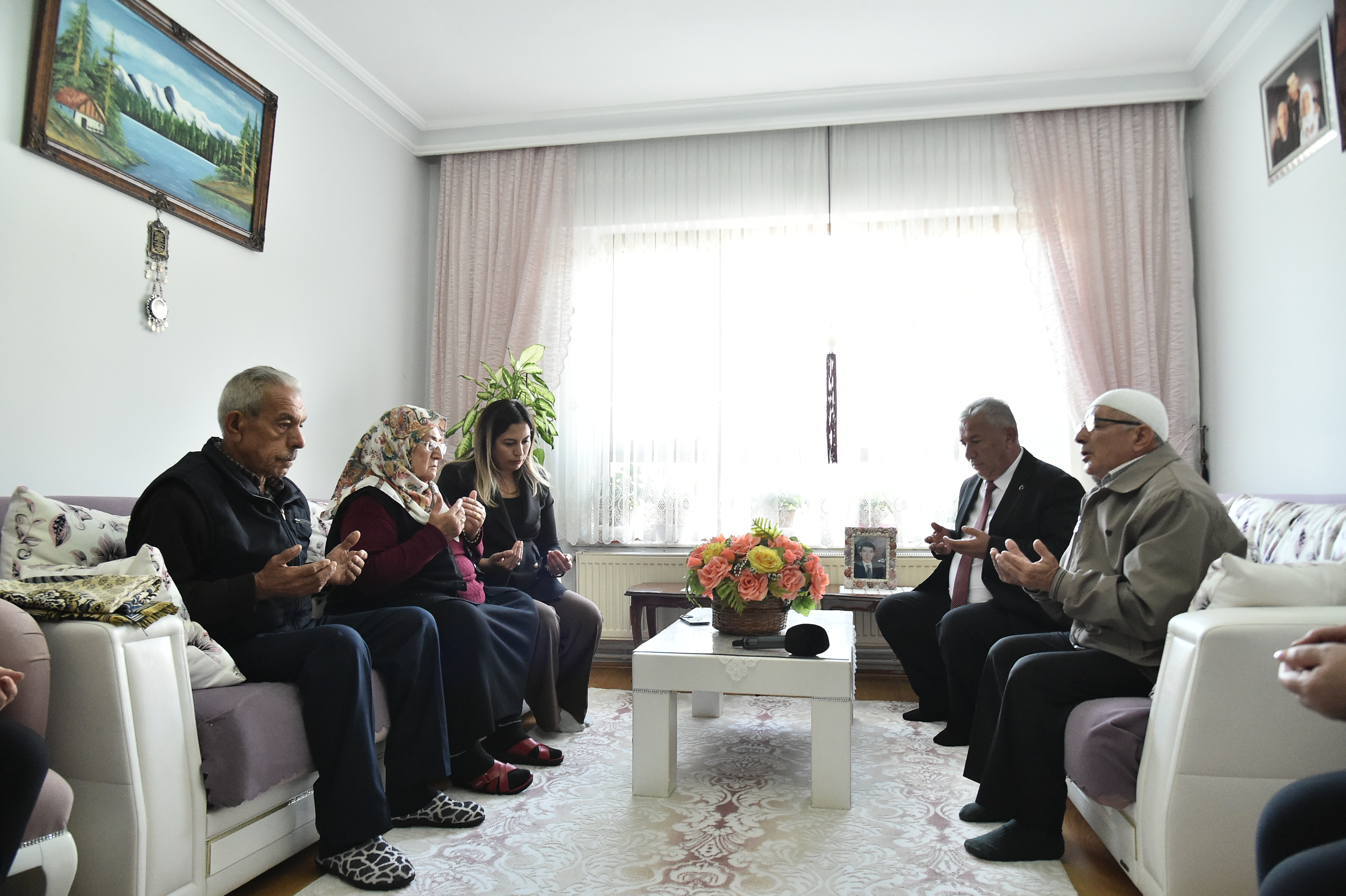 Mamak Belediyesi Şehit Ailelerini Ziyaret (1)