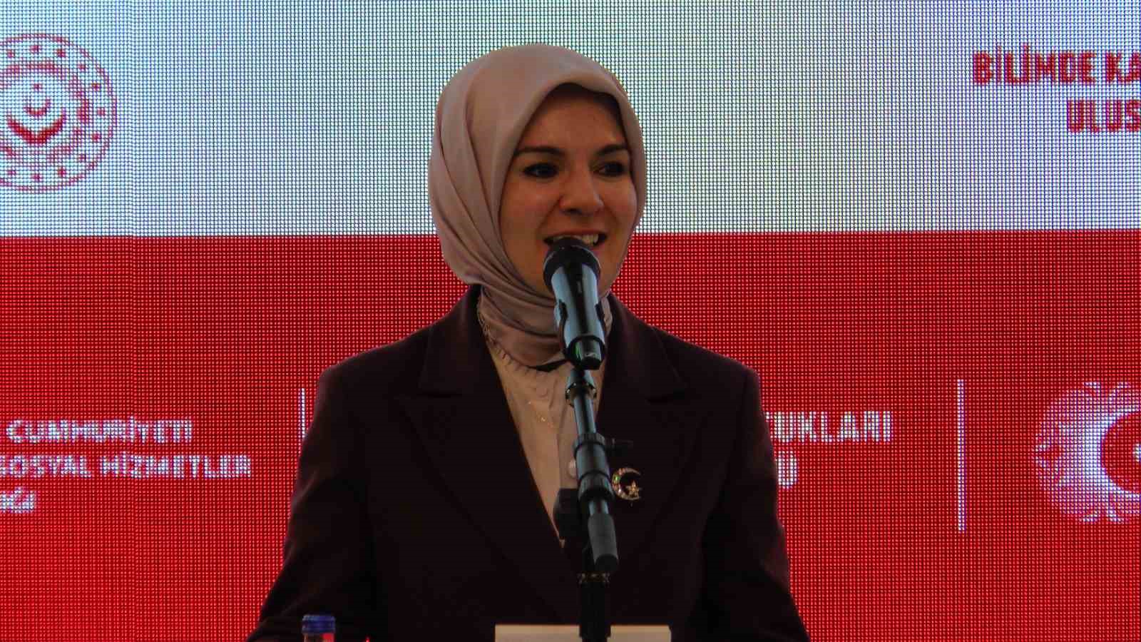 ailegöktaş