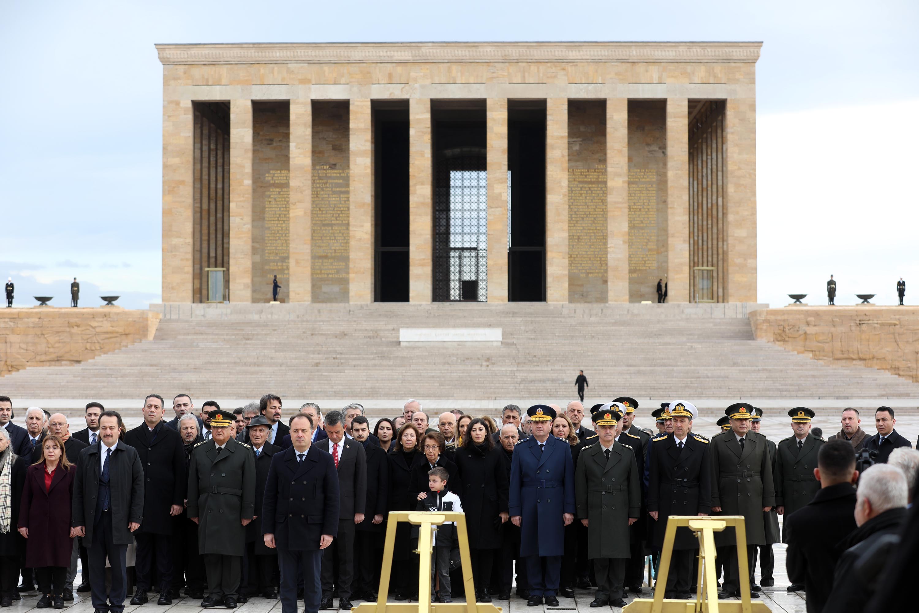 İsmet İnönü'yü Anıtkabir'de Anıldı (1)