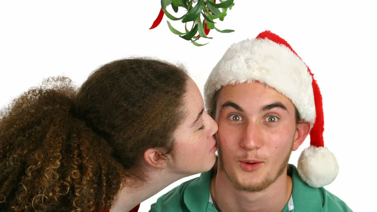 Mistletoe Kiss 876