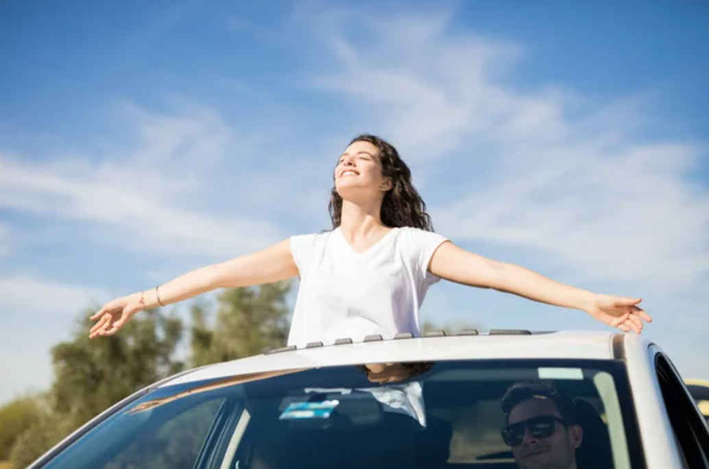 Sunroof Kız 2