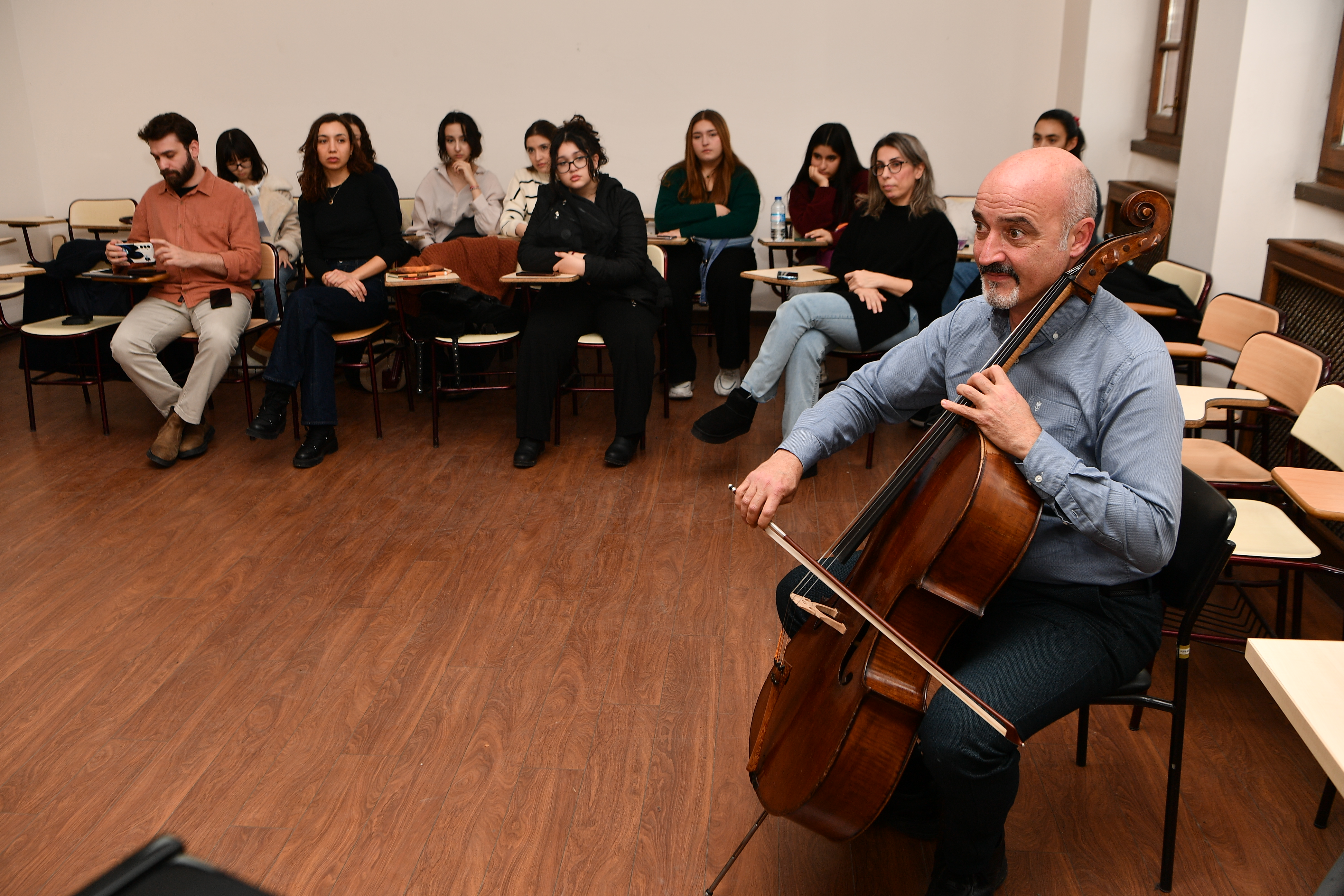 Viyolonsel Tınılarıyla Mamak (2)