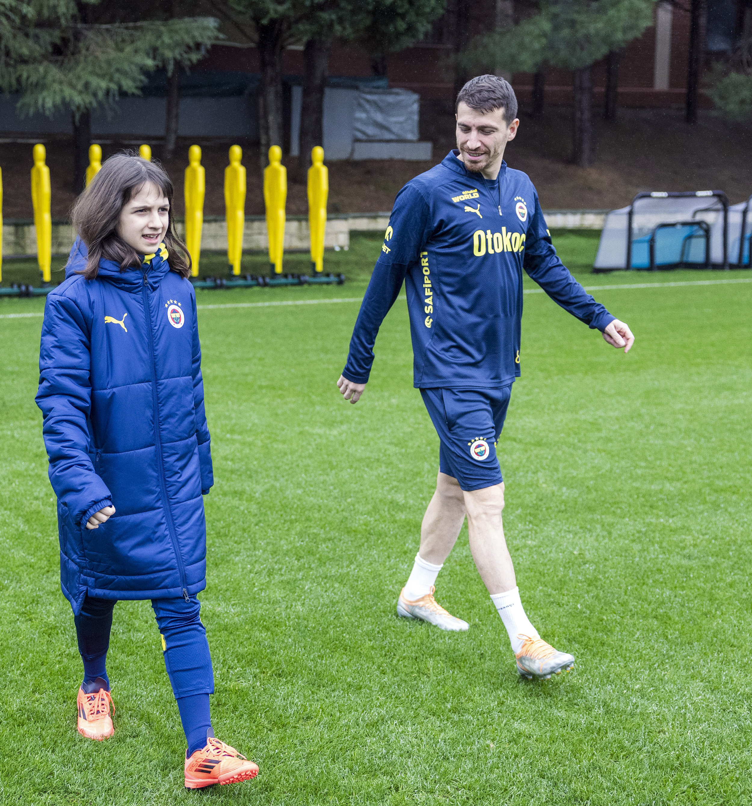 Yaz Yıldırım, Fenerbahçe Can Bartu Tesisleri'ni Ziyaret Etti 3