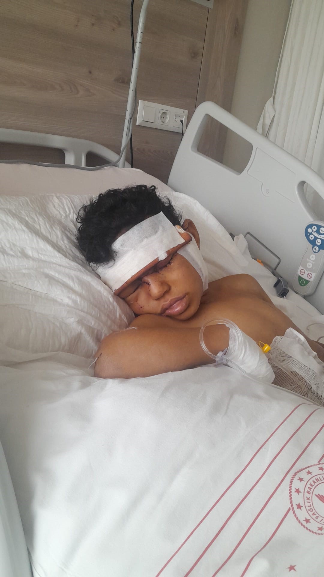 Çocuk Köpek Saldırısı (2)