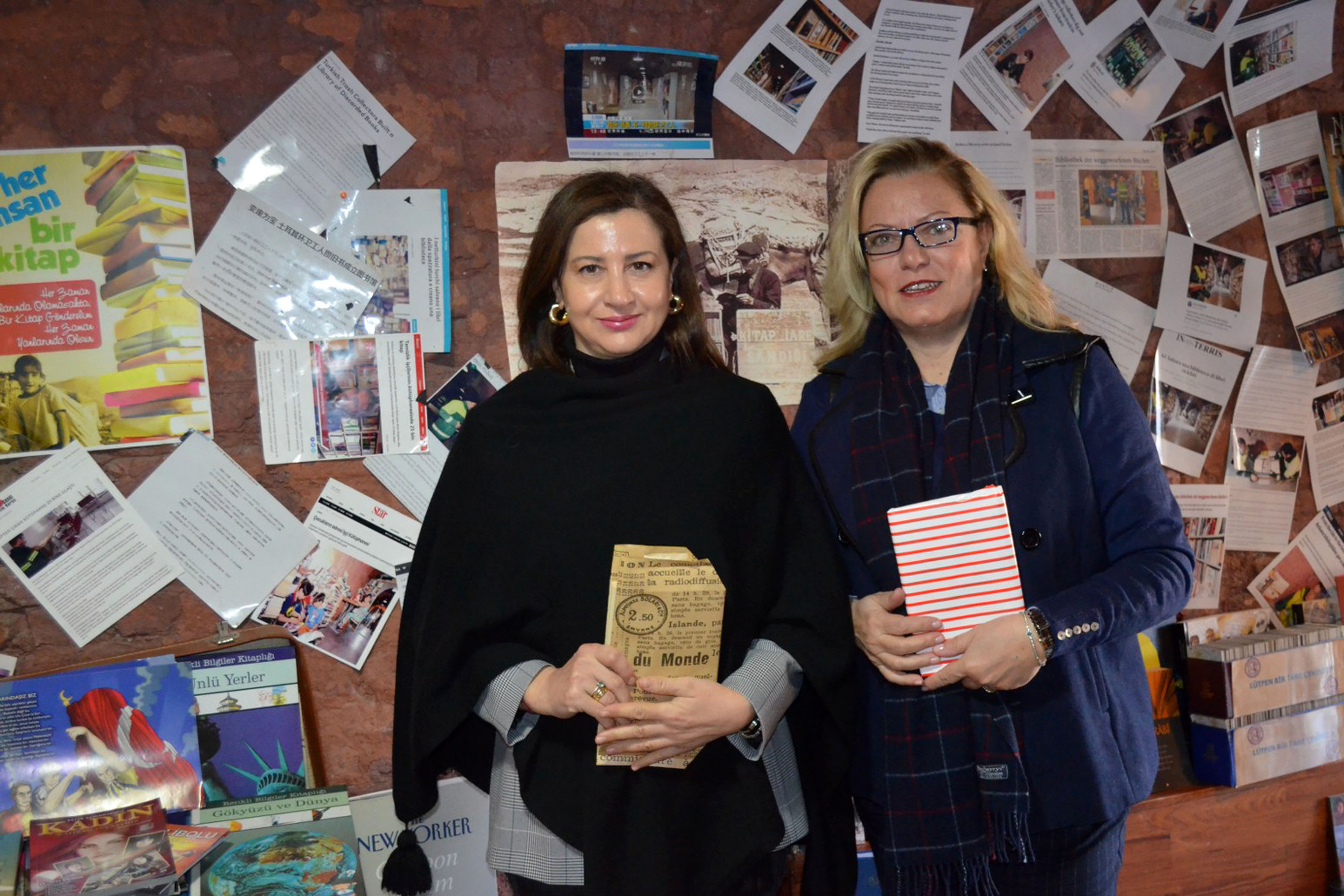 Dış İlişkiler Büyükelçi Eşleri İşçi Kütüphanesi Ziyareti (9)