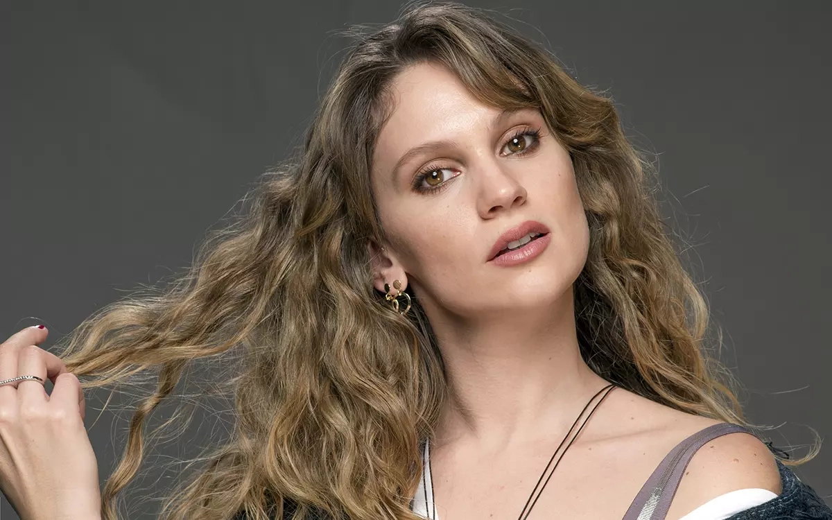 Farah Zeynep Abdullah (2)