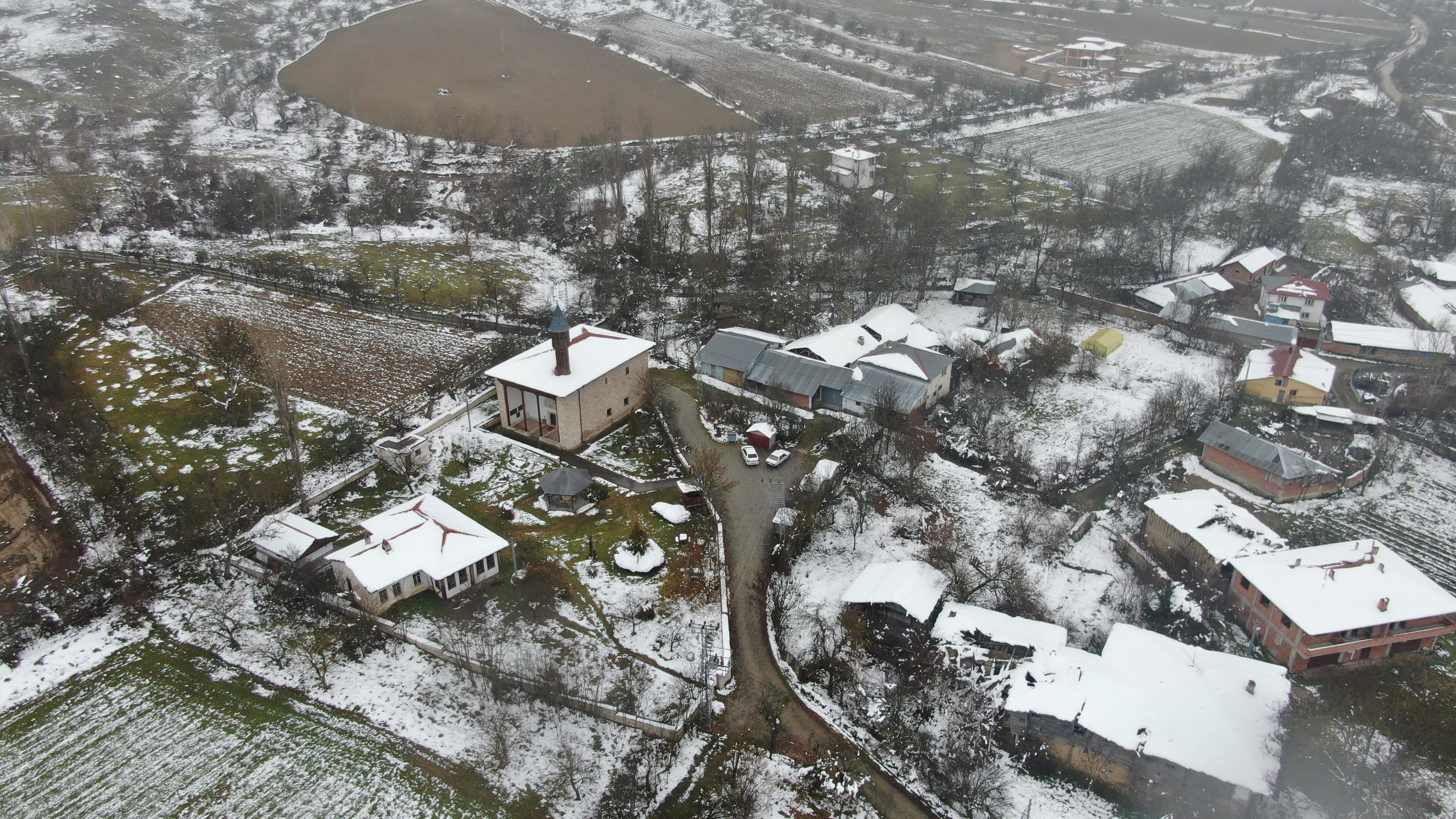 Mahmut Bey Cami (1)