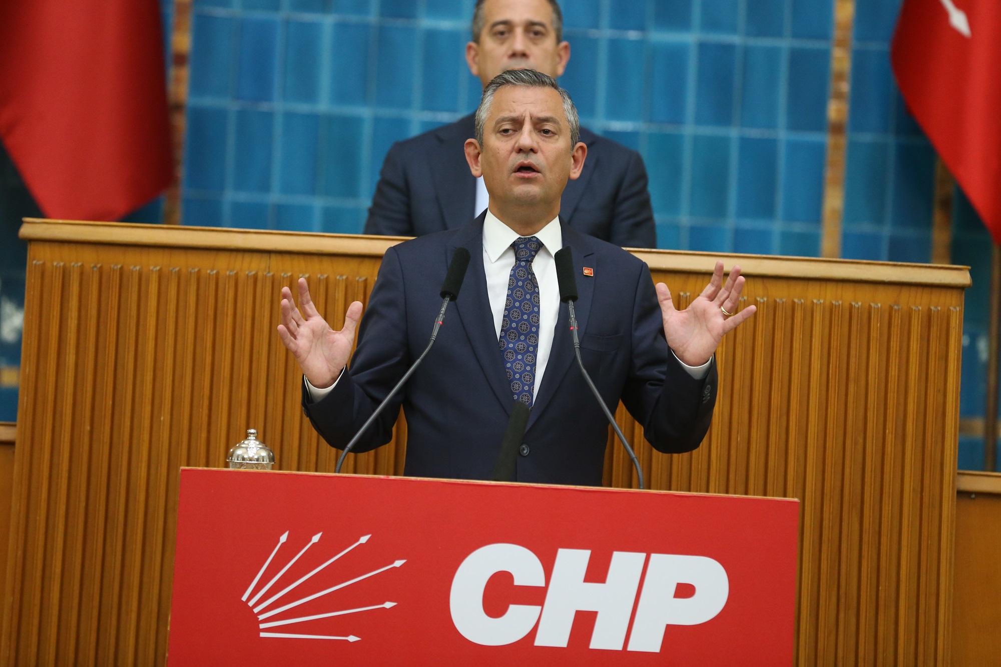 Özgür Özel (3)