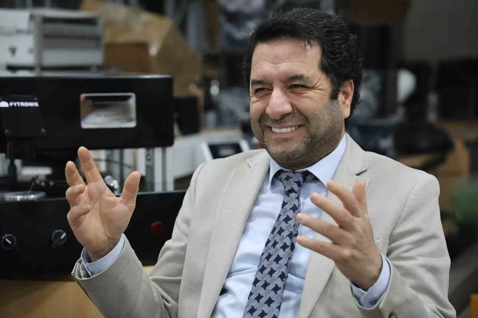 Prof. Dr. Fahrettin Yakuphanoğlu (2)