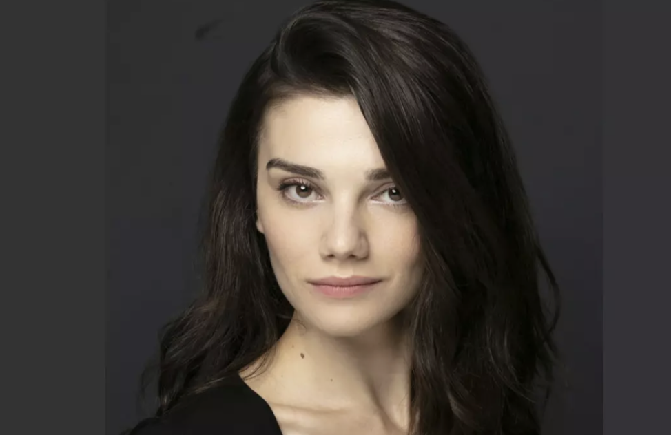 Sinem Ünsal'ın Kardeşi Gizem Ünsal